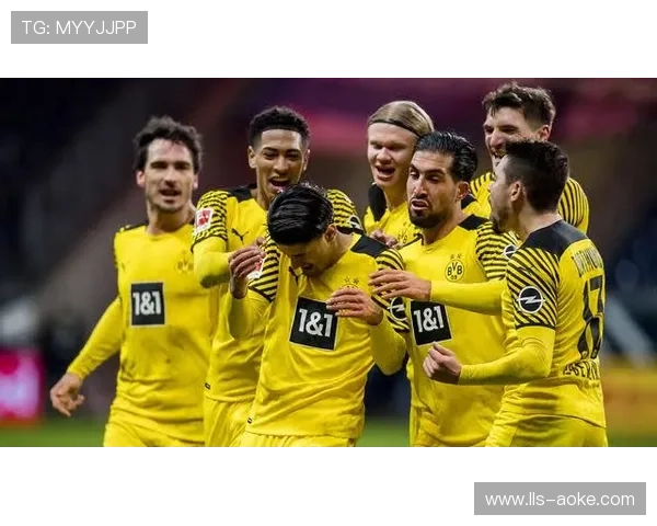 德凯特拉雷助攻卢克曼打破僵局,亚特兰大客场领先法兰克福 德凯特拉雷助攻卢克曼打破僵局,亚特兰大客场领先法兰克福