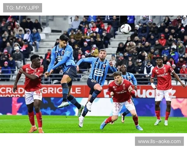 保级队梅斯爆冷胜朗斯，法甲竞争格局日趋白热化